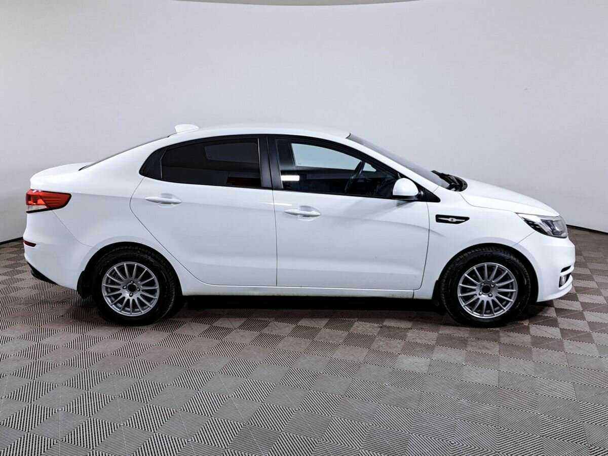 Купить Kia Rio, 2017, 85 102 км, фото №4