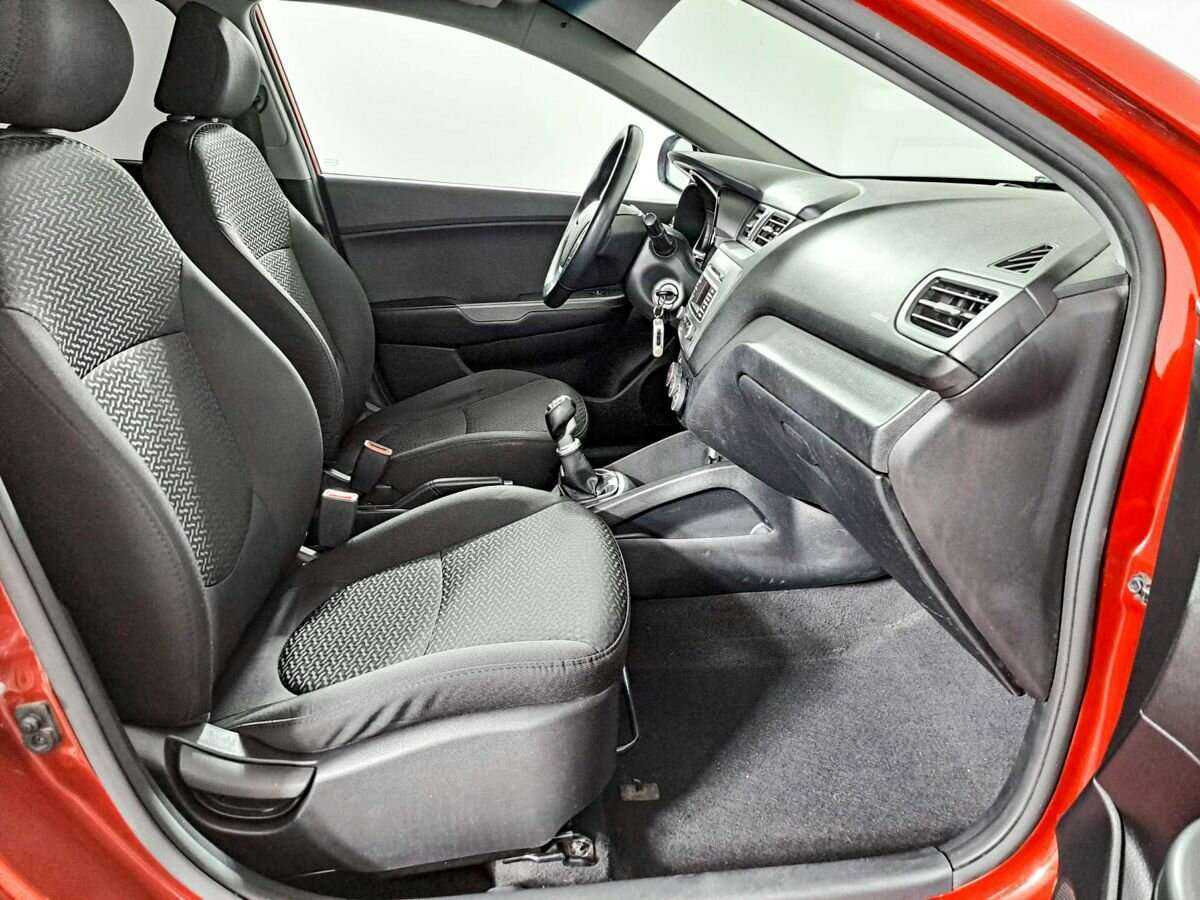 Купить Kia Rio, 2016, 110 070 км, фото №9