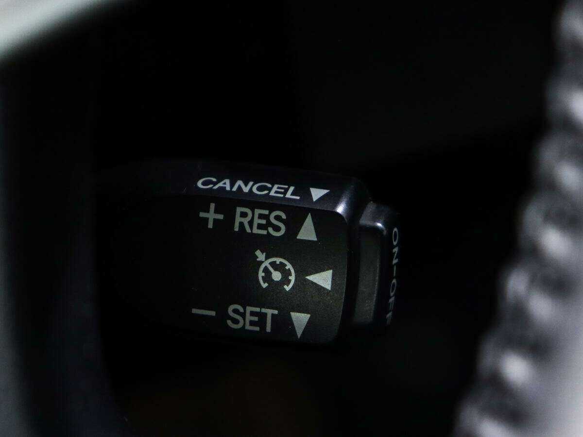 Купить Toyota Camry, 2012, 388 525 км, фото №17