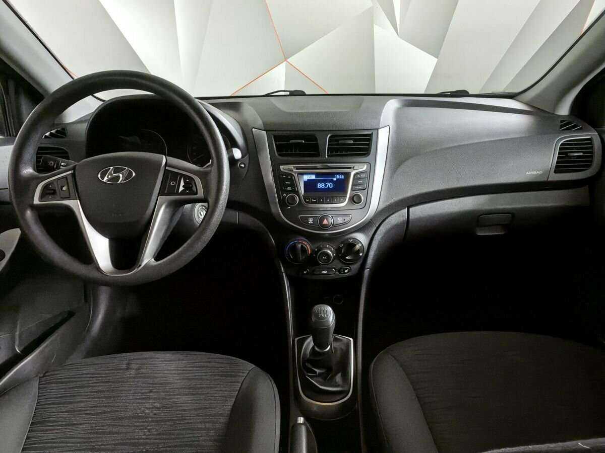 Купить Hyundai Solaris, 2016, 185 132 км, фото №9