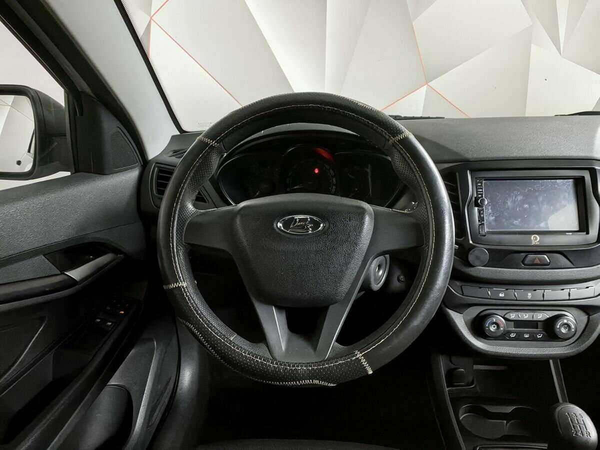 Купить Lada (ВАЗ) Vesta, 2017, 141 861 км, фото №15