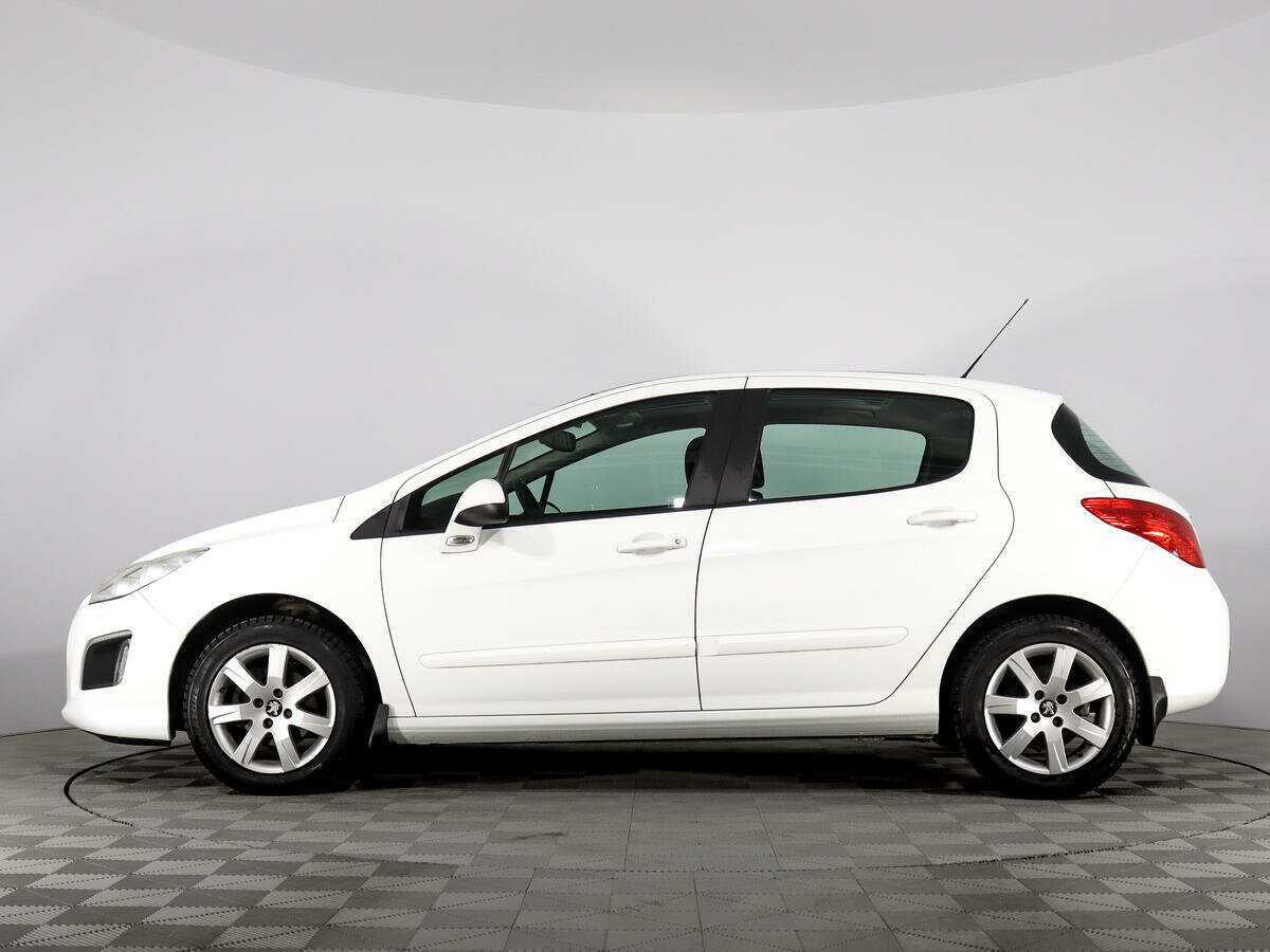 Купить Peugeot 308, 2012, 20 715 км, фото №8