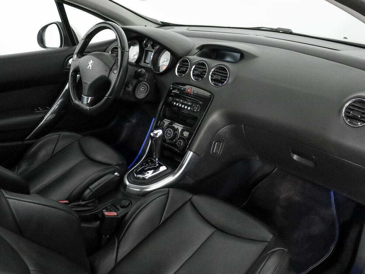 Купить Peugeot 308, 2012, 100 300 км, фото №14