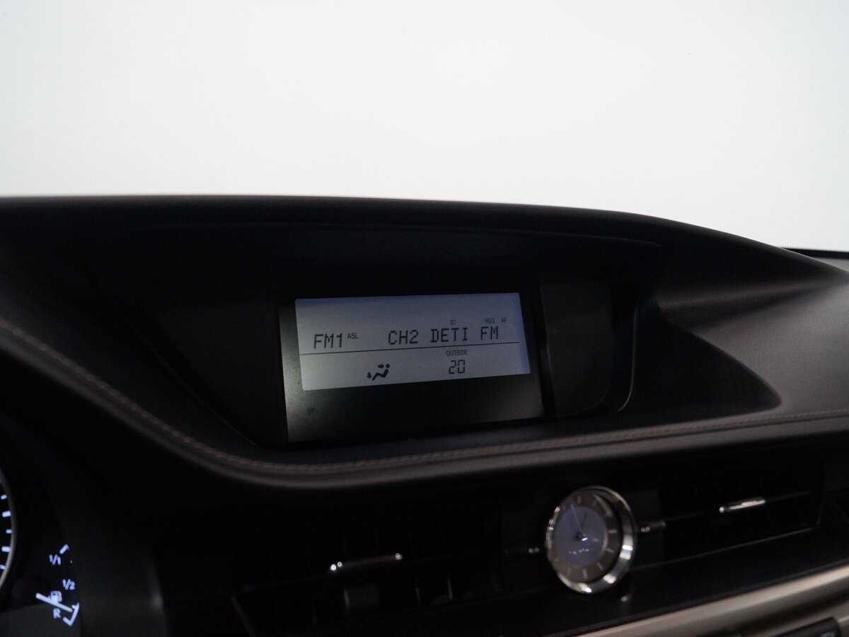 Купить Lexus ES 250, 2012, 179 000 км, фото №16