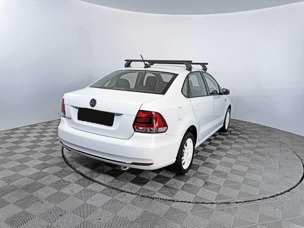 Купить Volkswagen Polo, 2017, 168 939 км, фото №5