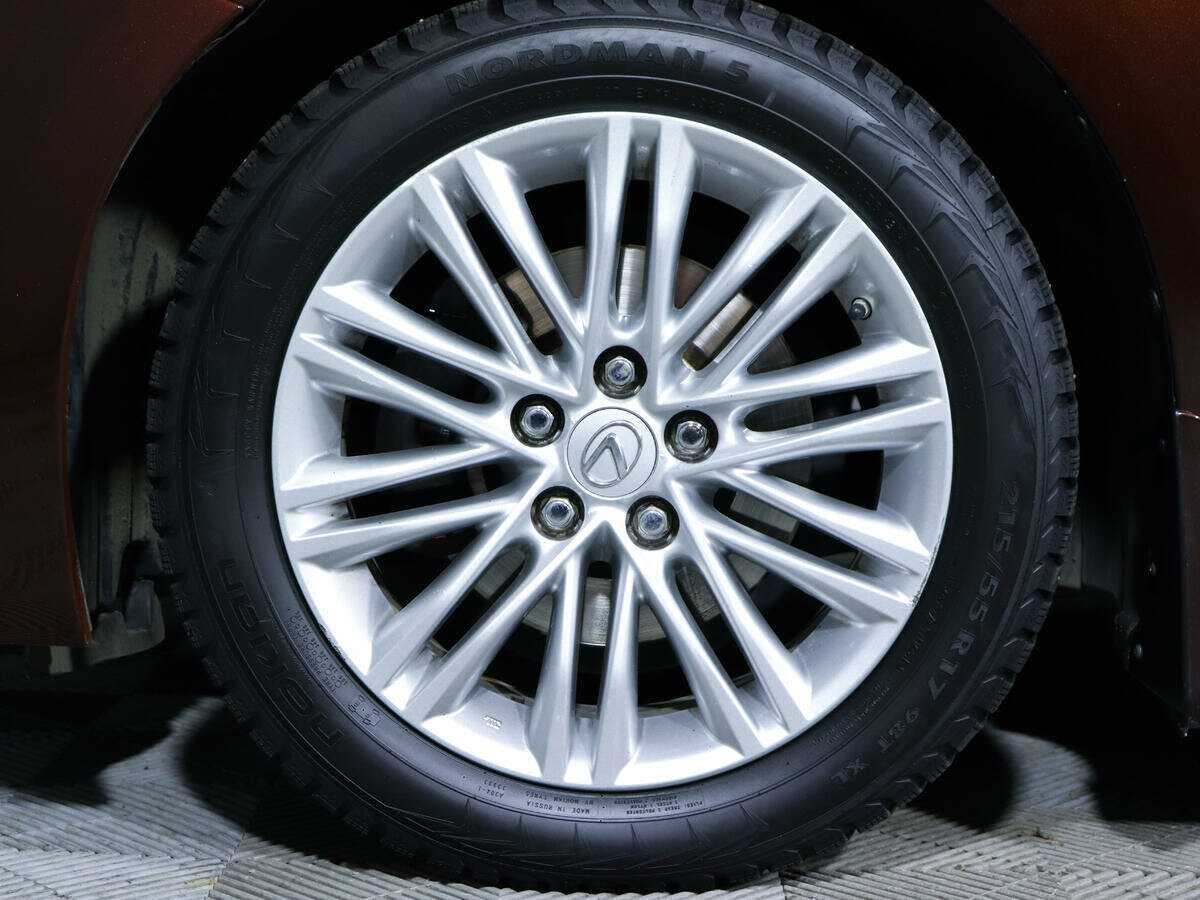 Купить Lexus ES 200, 2016, 123 000 км, фото №16