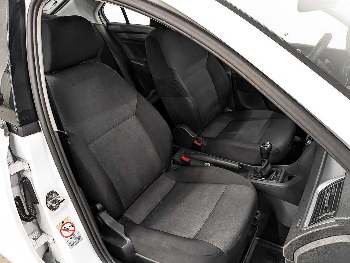 Купить Skoda Rapid, 2017, 157 793 км, фото №19