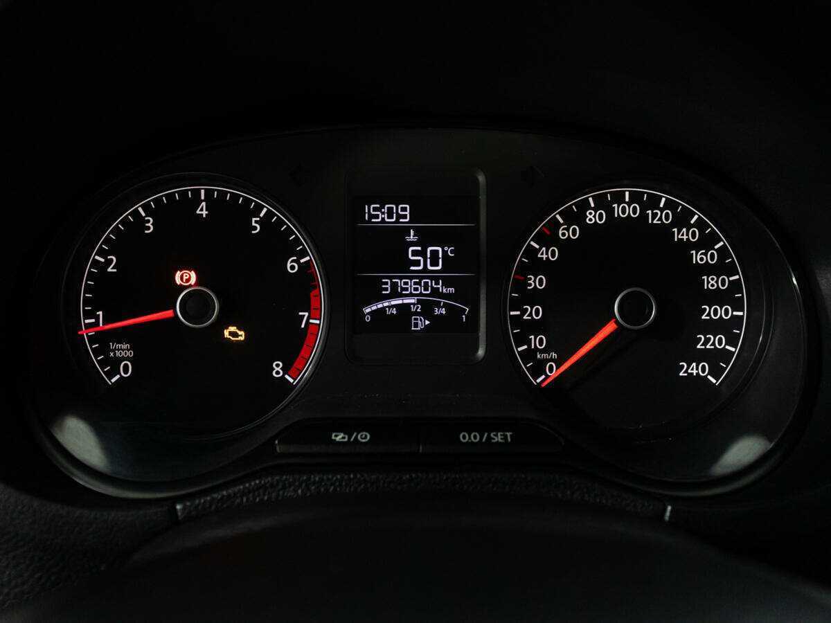 Купить Volkswagen Polo, 2017, 379 603 км, фото №8