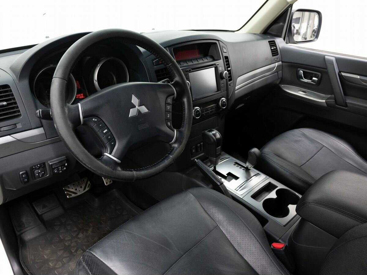 Купить Mitsubishi Pajero, 2013, 201 300 км, фото №8