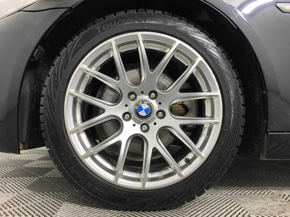 Купить BMW 5 серии 528i, 2012, 280 700 км, фото №9