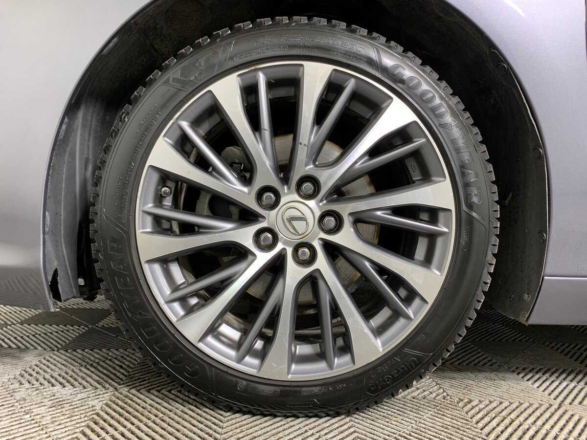 Купить Lexus ES 250, 2018, 240 204 км, фото №7