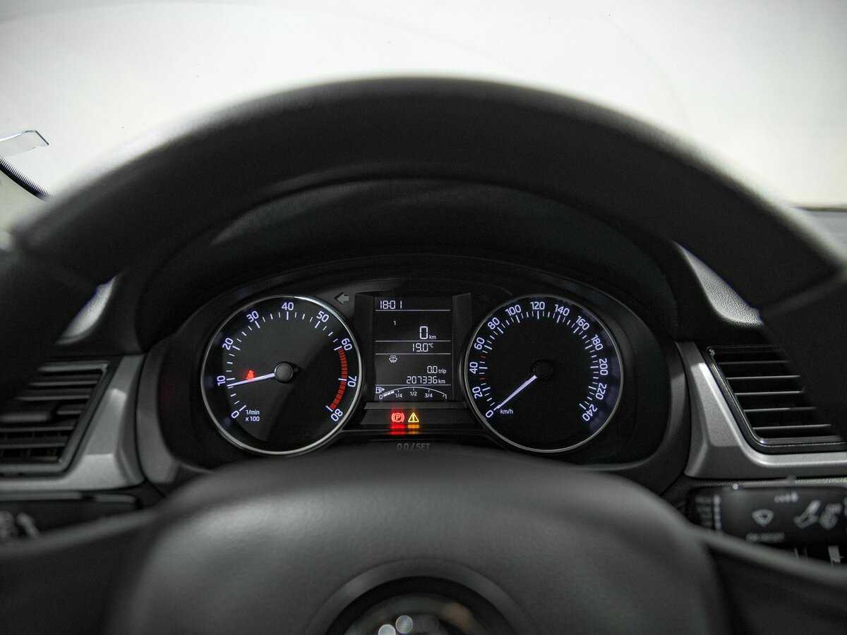 Купить Skoda Rapid, 2016, 207 264 км, фото №7