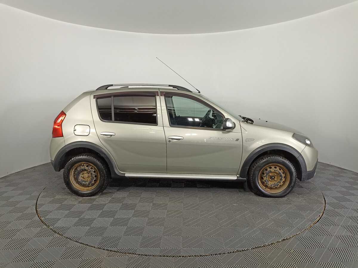 Купить Renault Sandero Stepway, 2014, 91 733 км, фото №4