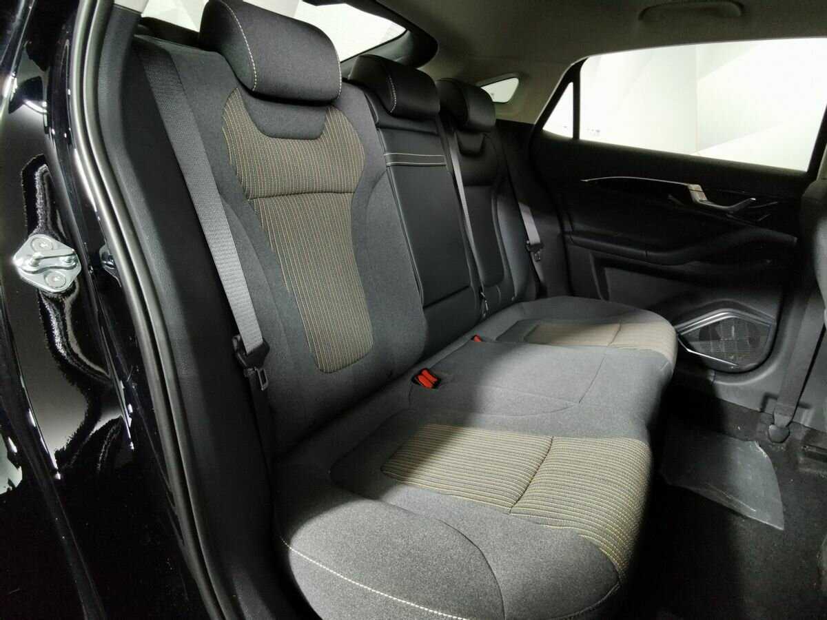 Купить FAW Bestune B70, 2023, 5 306 км, фото №12