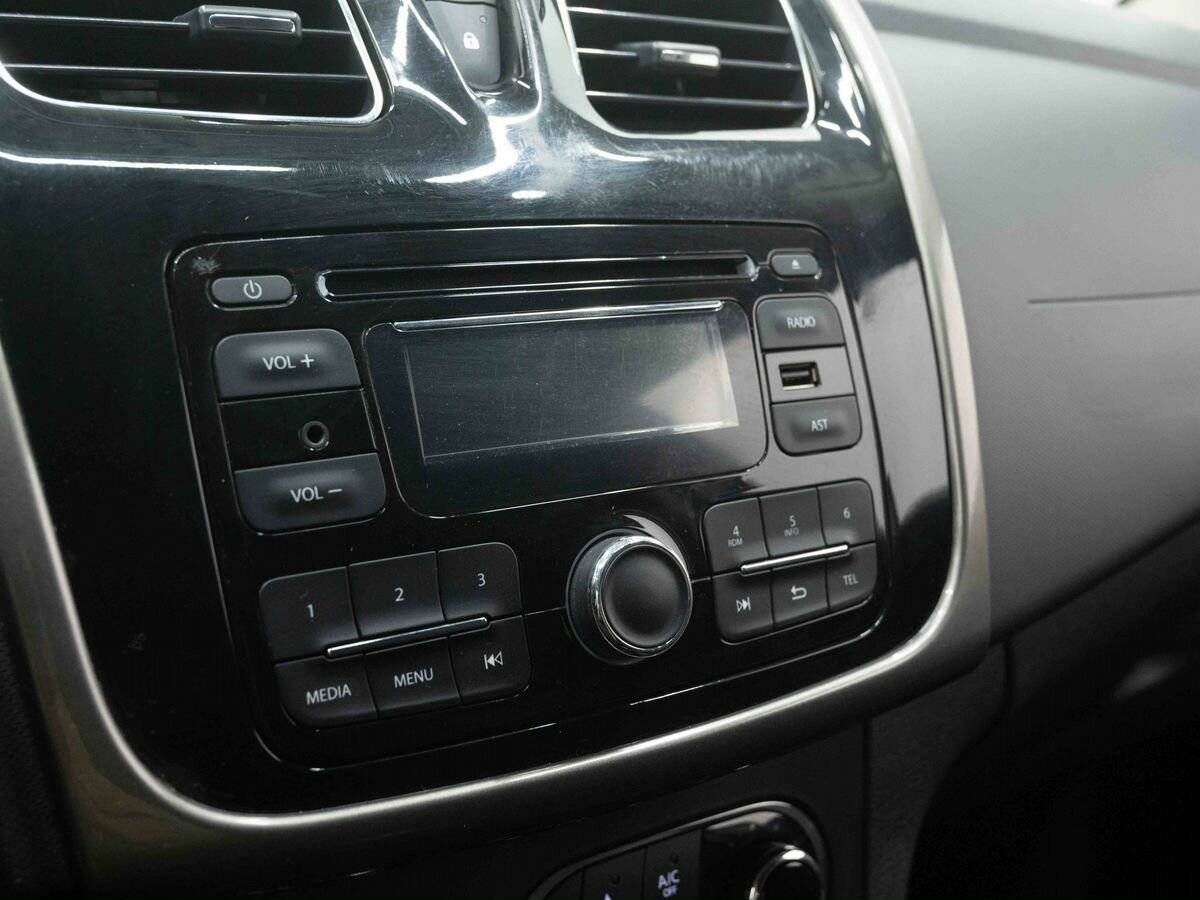 Купить Renault Sandero, 2016, 210 994 км, фото №20