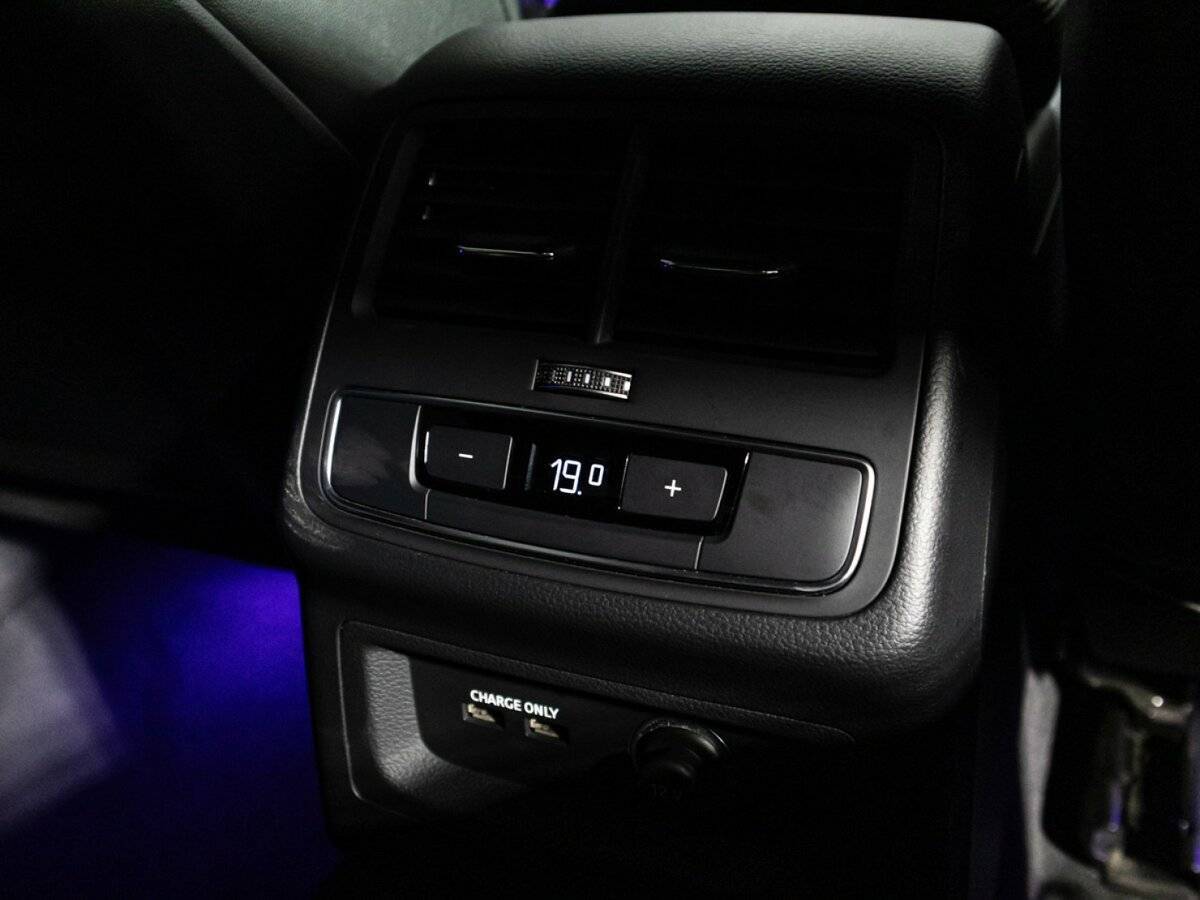 Купить Audi A4, 2019, 140 144 км, фото №22