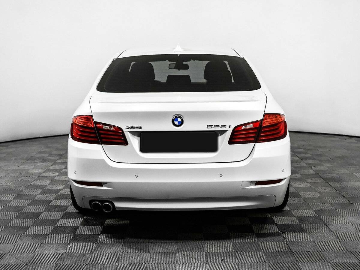 Купить BMW 5 серии 528i xDrive, 2014, 102 572 км, фото №6