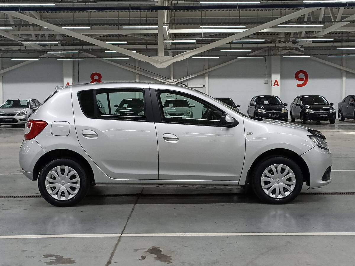 Купить Renault Sandero, 2017, 124 300 км, фото №4