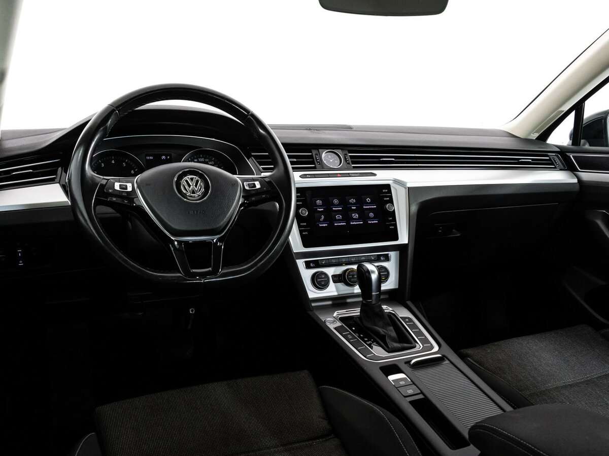 Купить Volkswagen Passat, 2018, 107 332 км, фото №10