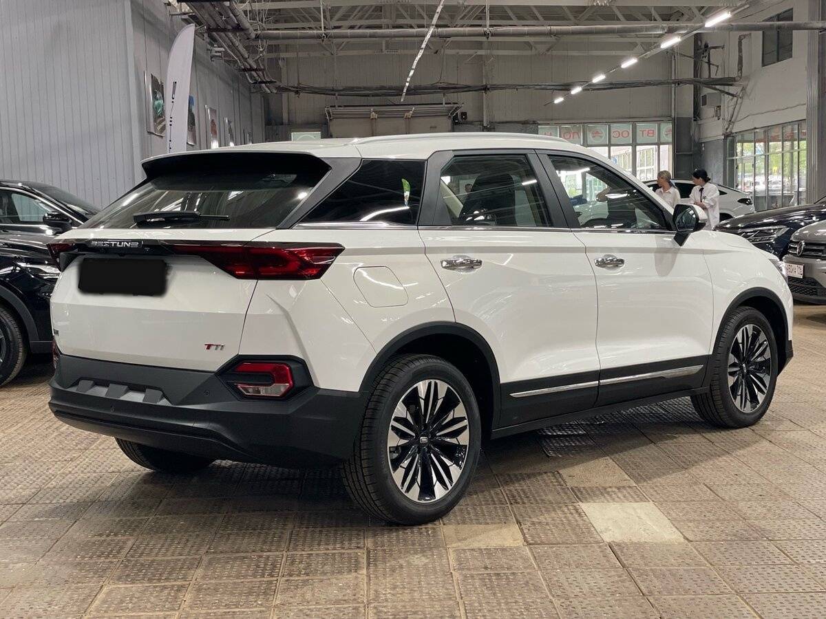 Купить FAW Bestune T77, 2023, 100 км, фото №5