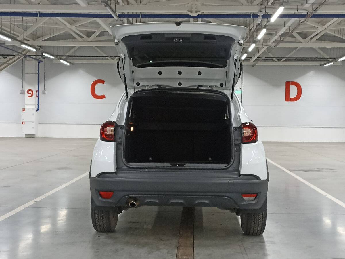 Купить Renault Kaptur, 2018, 147 752 км, фото №10