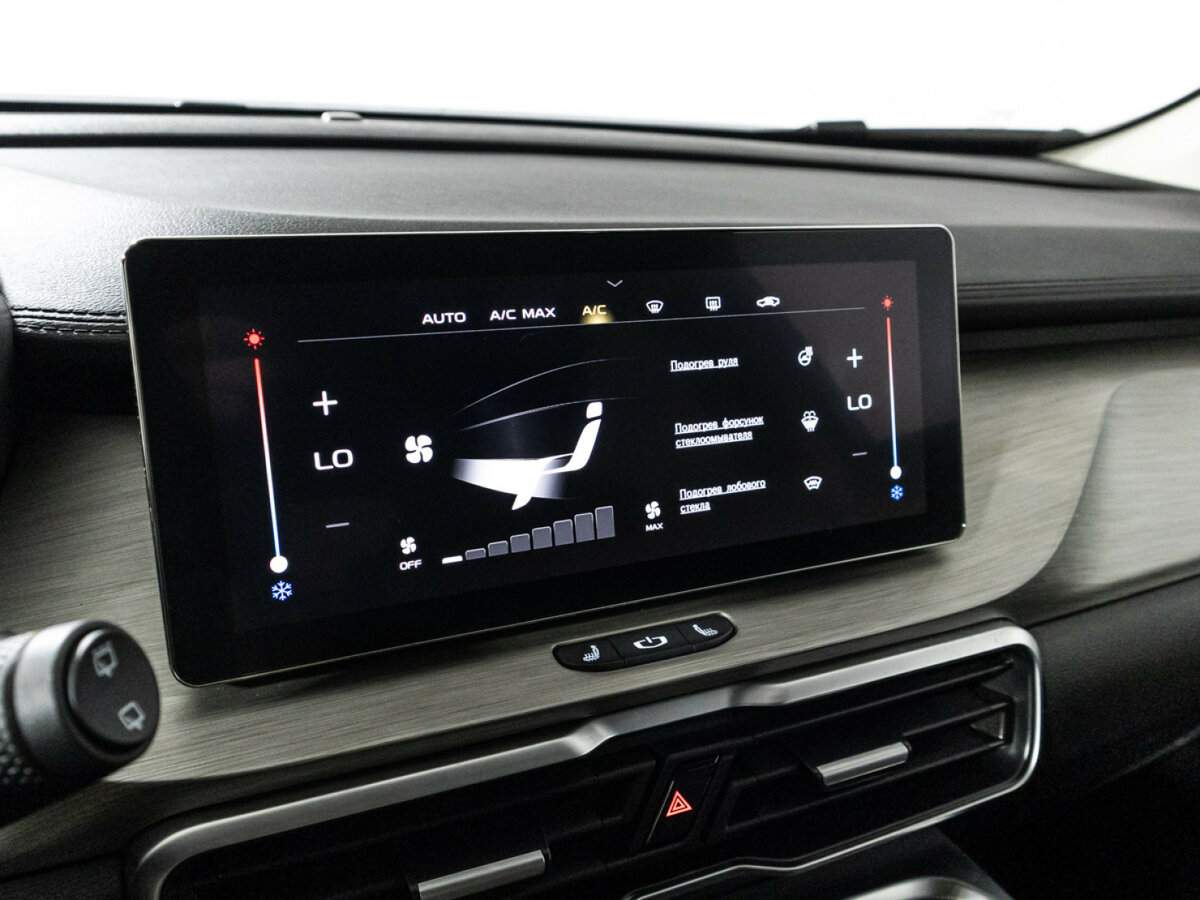 Купить Geely Coolray, 2023, 17 822 км, фото №17