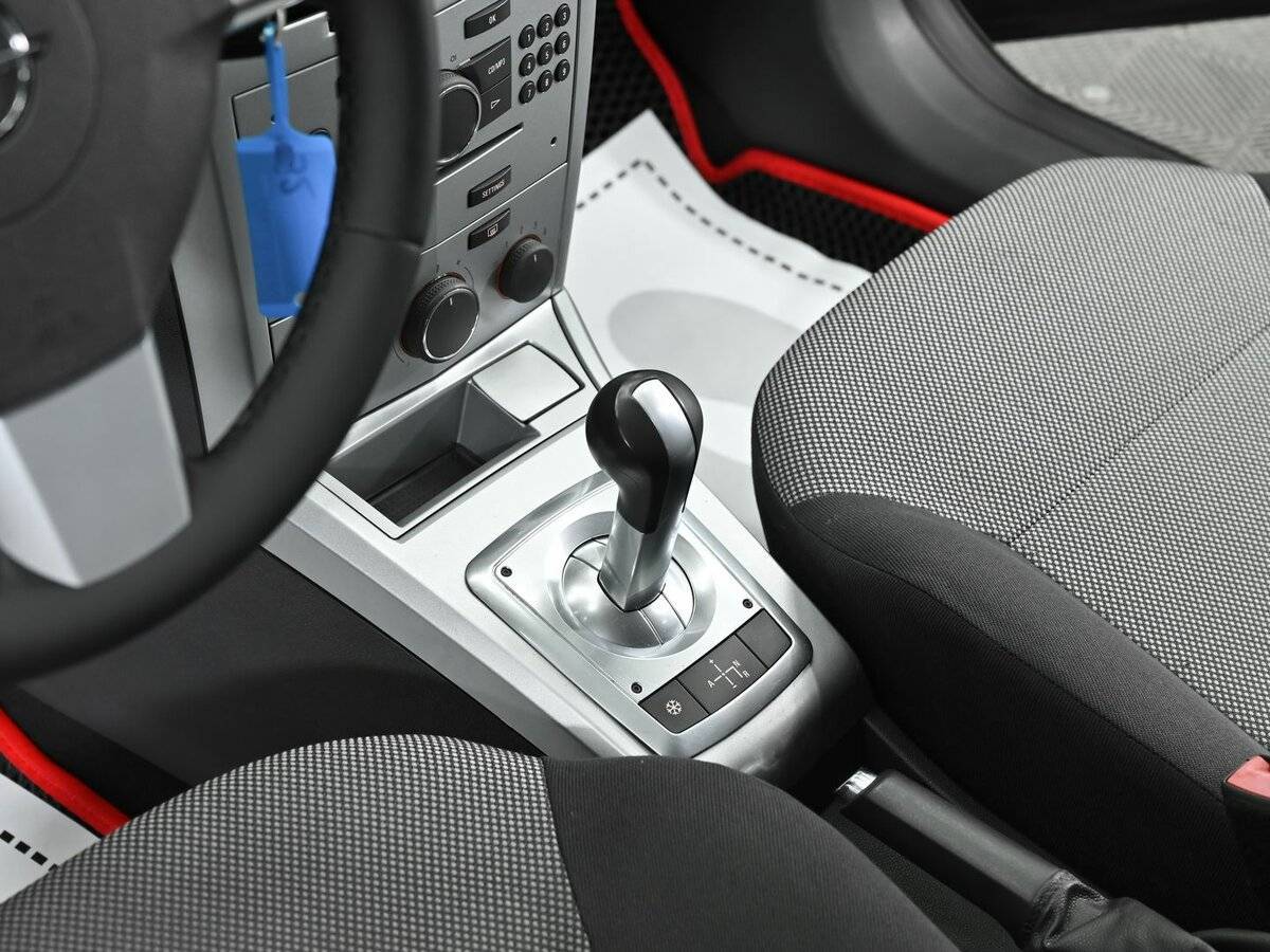 Купить Opel Astra, 2012, 159 000 км, фото №10