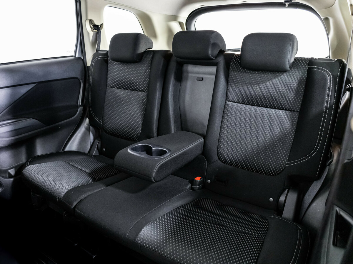 Купить Mitsubishi Outlander III Рестайлинг 3, 2019, 100 724 км, фото №16