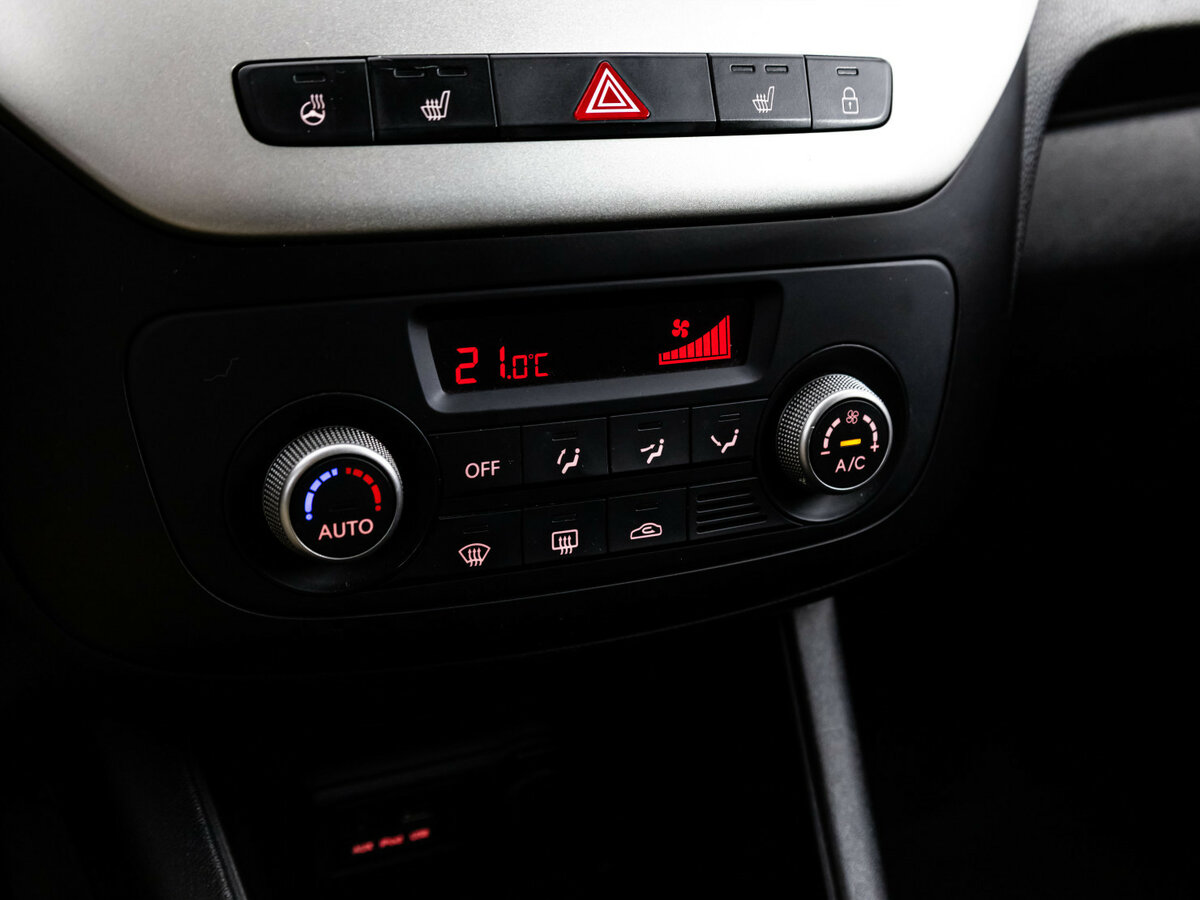 Купить Kia Venga I Рестайлинг, 2016, 158 682 км, фото №10