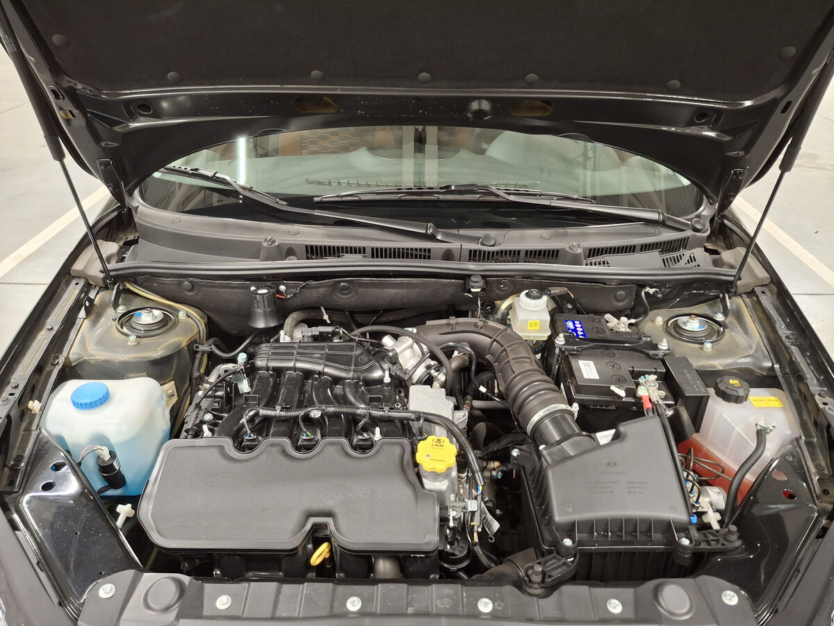 Купить Lada (ВАЗ) Granta Cross I Рестайлинг, 2023, 712 км, фото №9