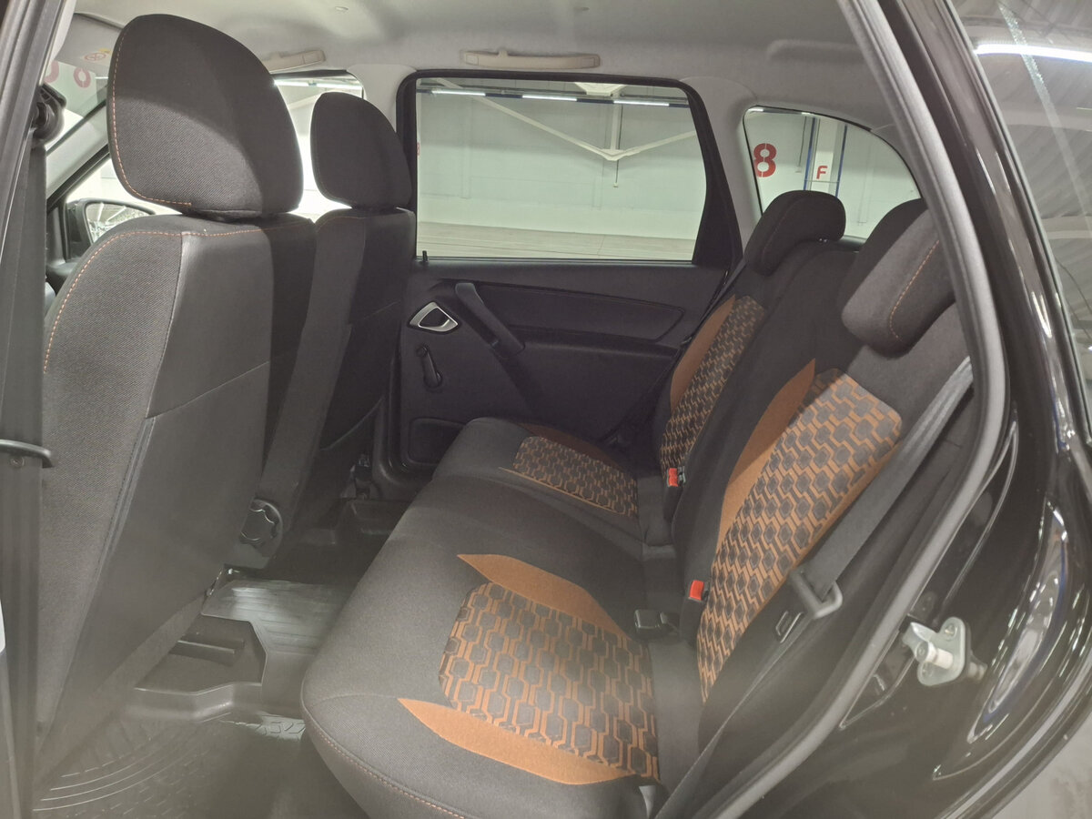 Купить Lada (ВАЗ) Granta Cross I Рестайлинг, 2023, 712 км, фото №12