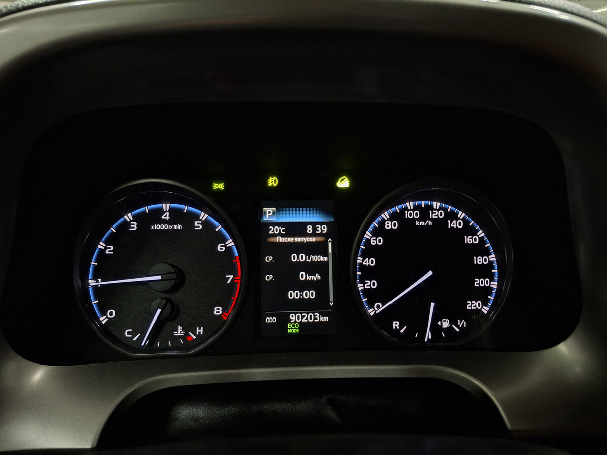 Купить Toyota RAV4 IV (XA40) Рестайлинг, 2017, 90 200 км, фото №13