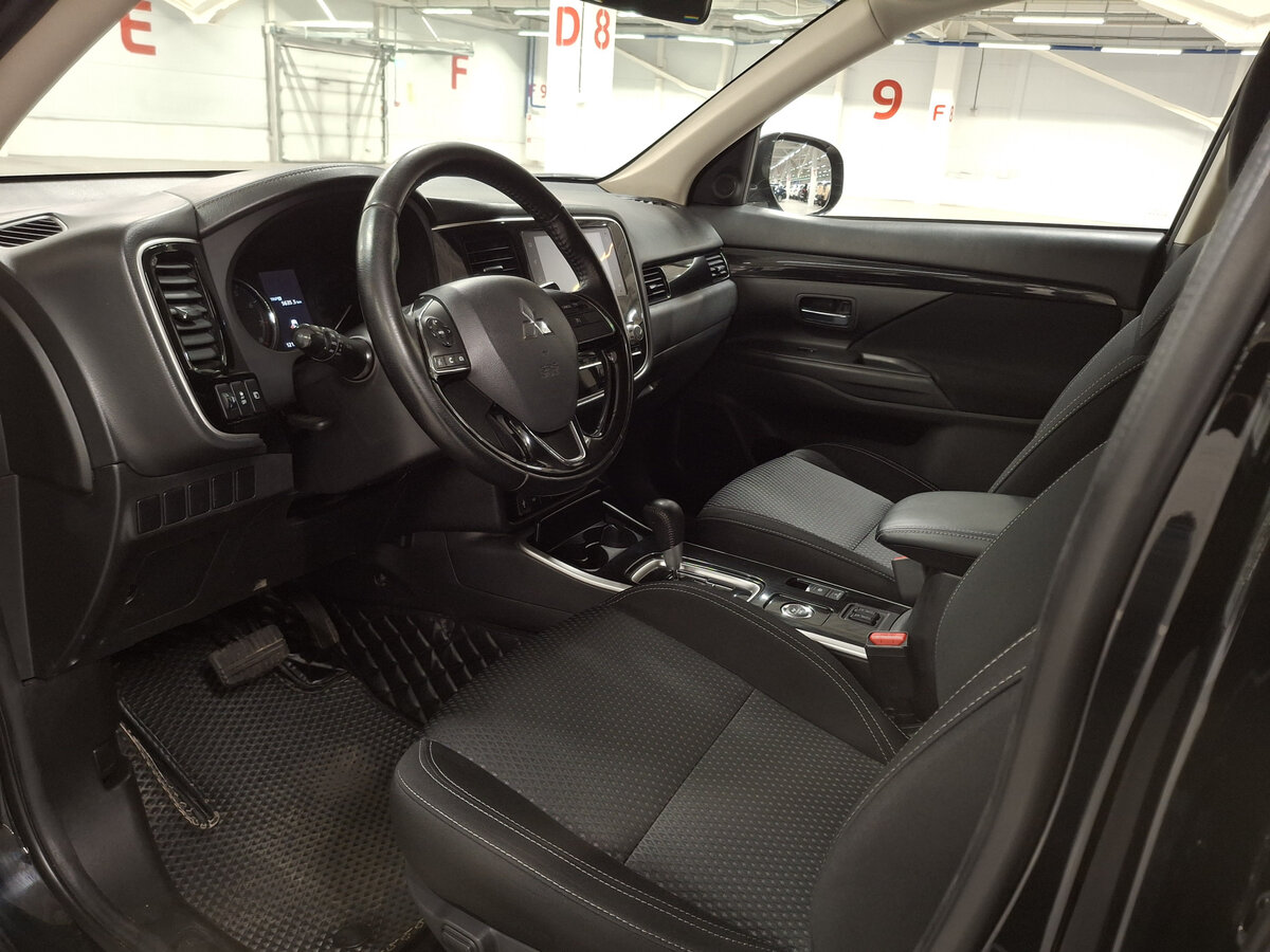 Купить Mitsubishi Outlander III Рестайлинг 3, 2020, 121 303 км, фото №16