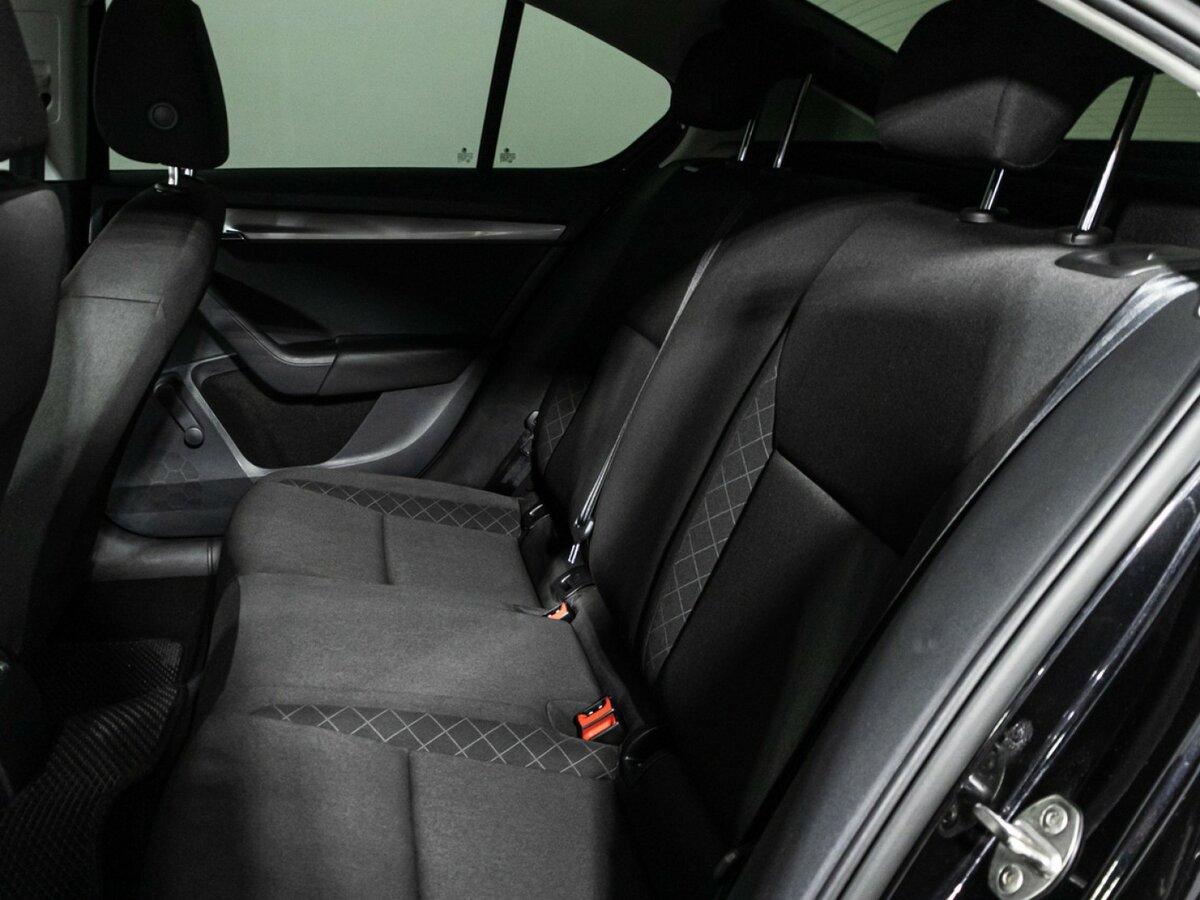 Купить Skoda Octavia III (A7) Рестайлинг, 2018, 104 000 км, фото №10