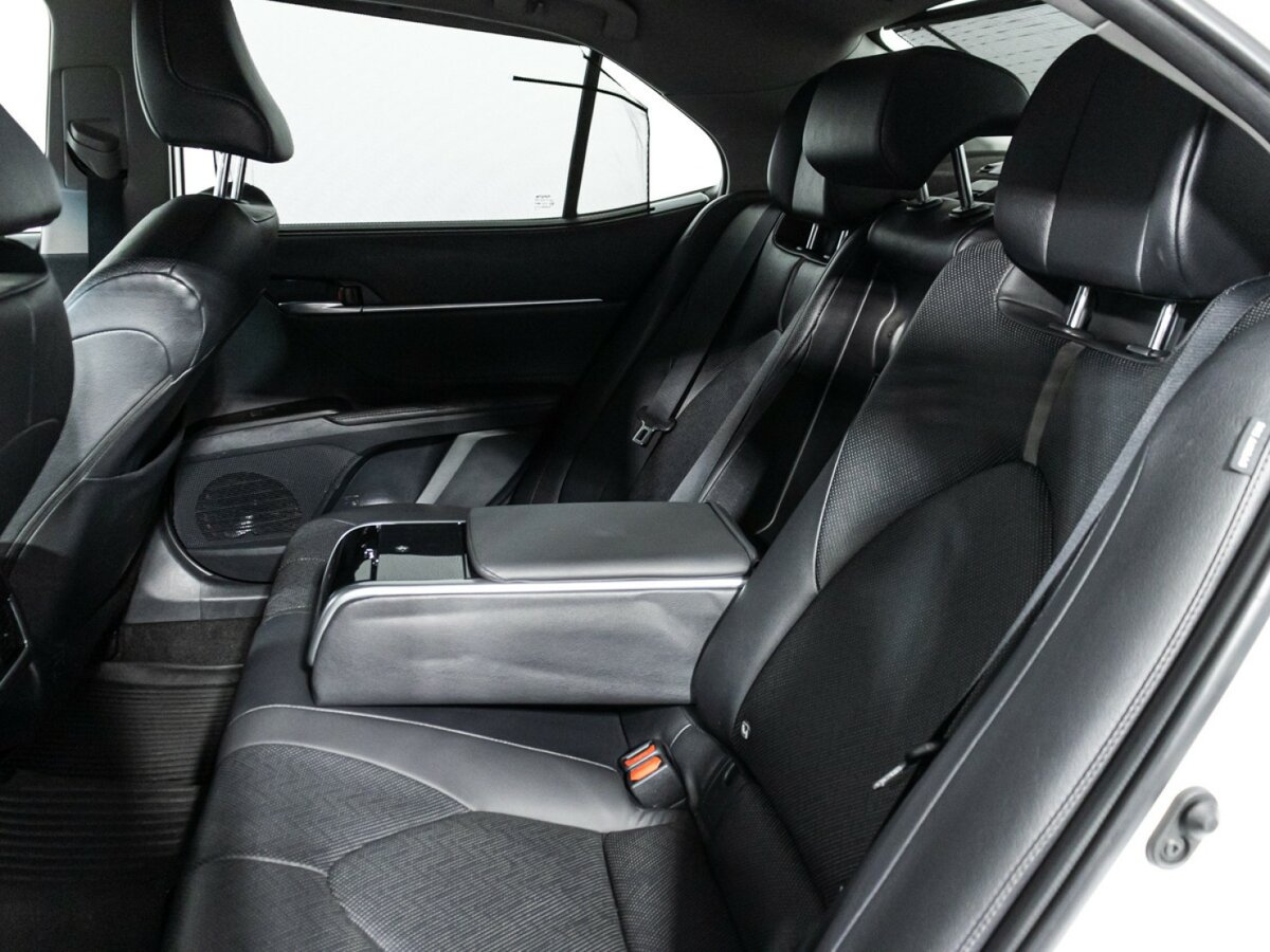 Купить Toyota Camry VIII (XV70) Рестайлинг, 2021, 251 000 км, фото №9