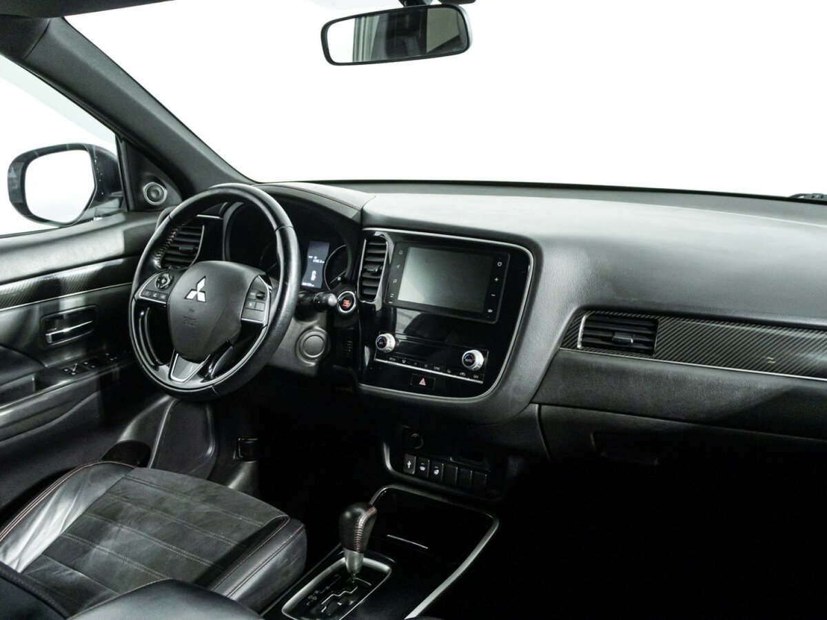 Купить Mitsubishi Outlander III Рестайлинг 3, 2021, 84 196 км, фото №9