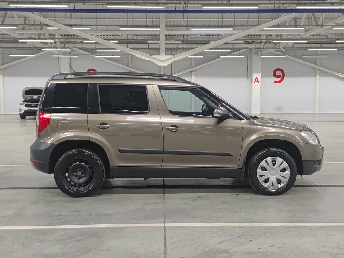 Купить Skoda Yeti I, 2012, 228 335 км, фото №4