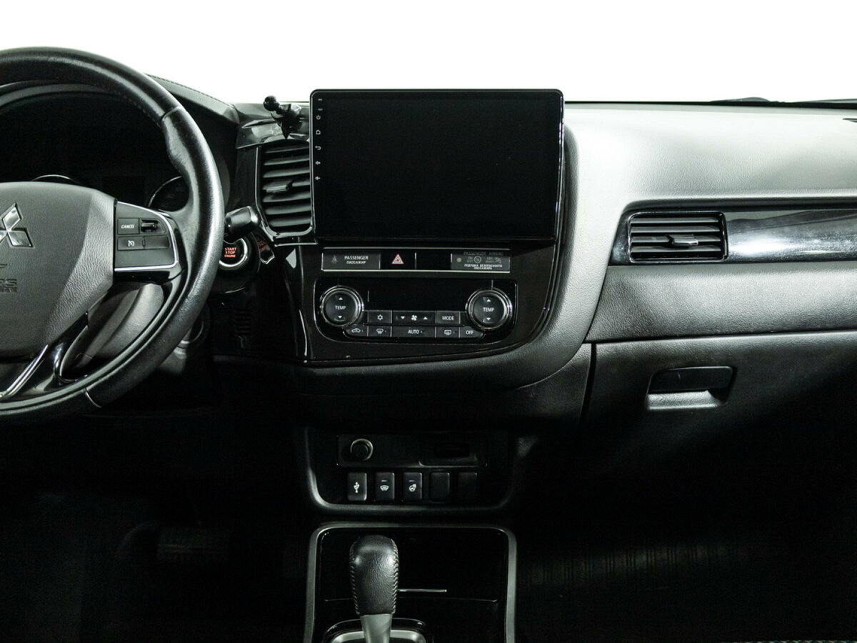 Купить Mitsubishi Outlander III Рестайлинг 3, 2018, 148 747 км, фото №14