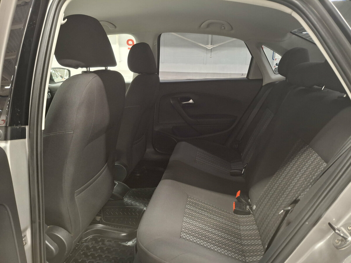 Купить Volkswagen Polo V Рестайлинг, 2018, 113 525 км, фото №12
