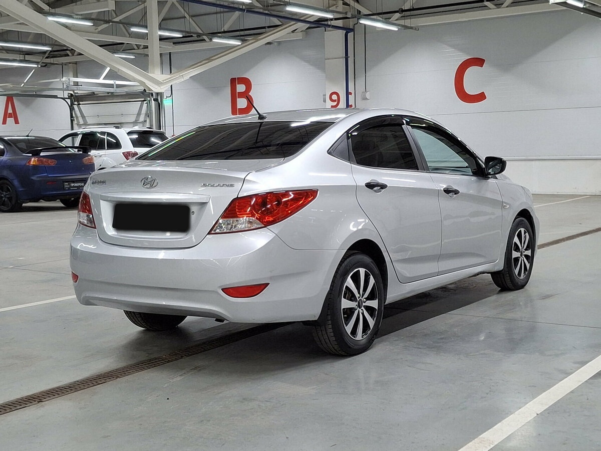 Купить Hyundai Solaris I, 2014, 291 865 км, фото №5