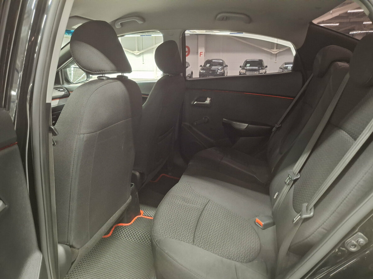 Купить Kia Rio III Рестайлинг, 2016, 179 131 км, фото №12