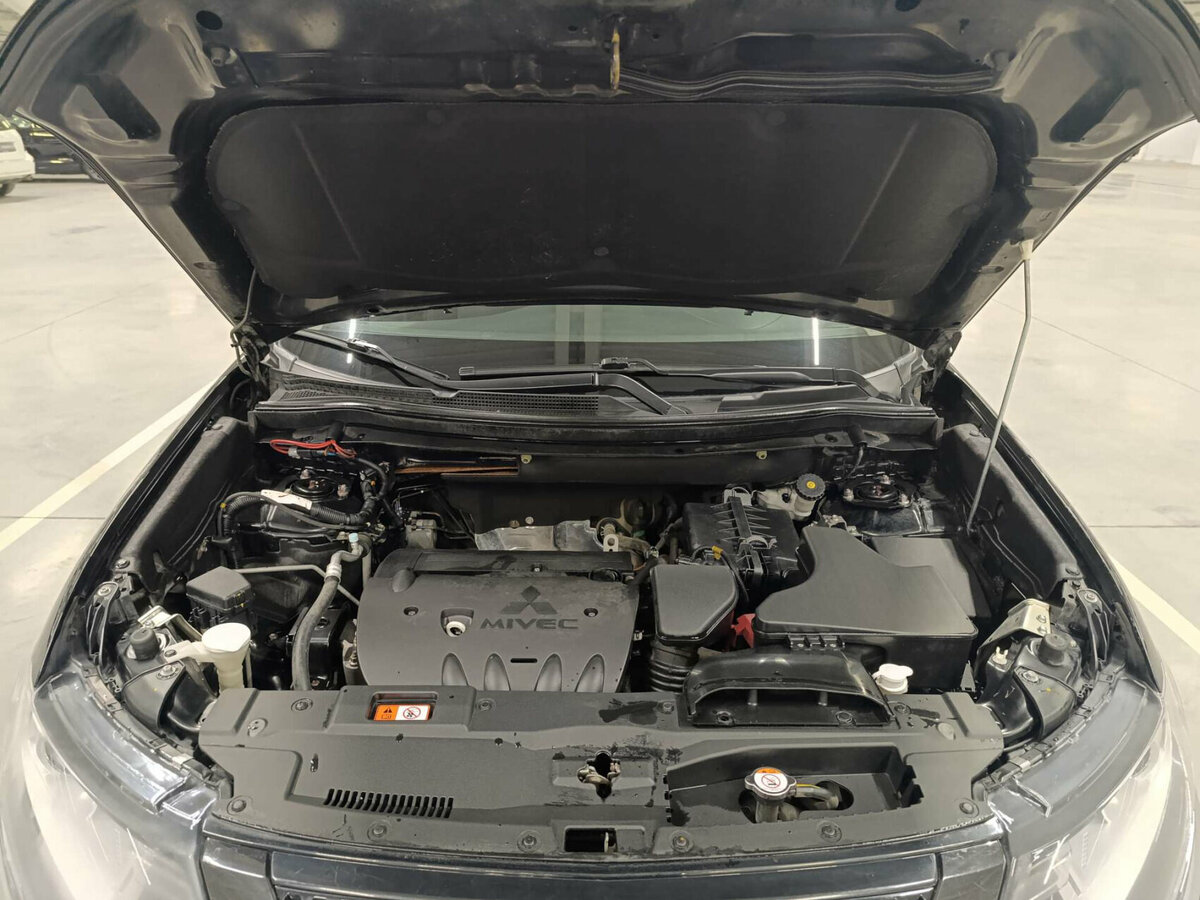 Купить Mitsubishi Outlander III Рестайлинг 3, 2021, 86 552 км, фото №9