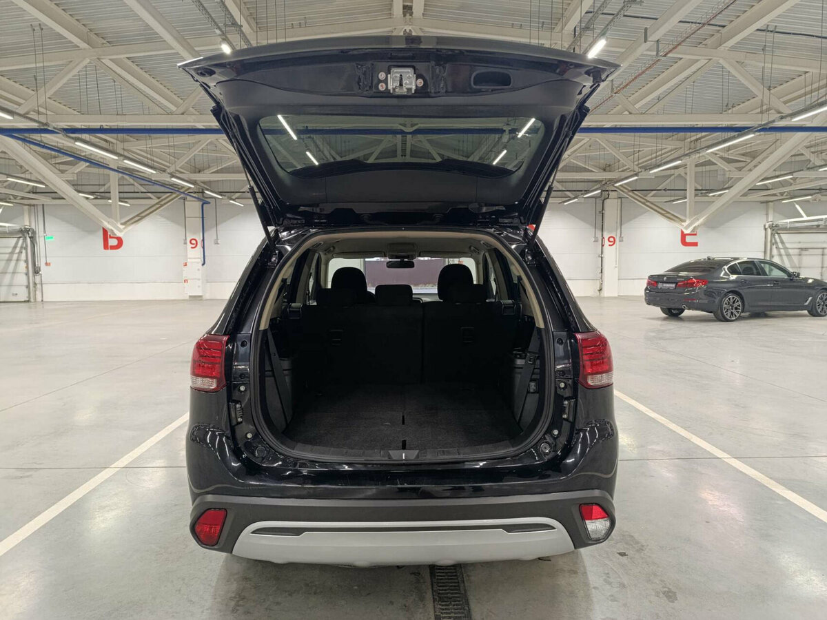 Купить Mitsubishi Outlander III Рестайлинг 3, 2021, 86 552 км, фото №10