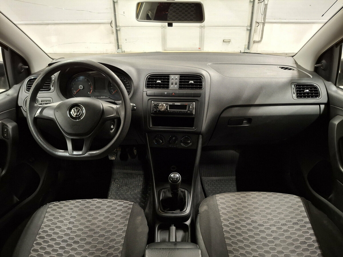 Купить Volkswagen Polo V Рестайлинг, 2017, 100 125 км, фото №14