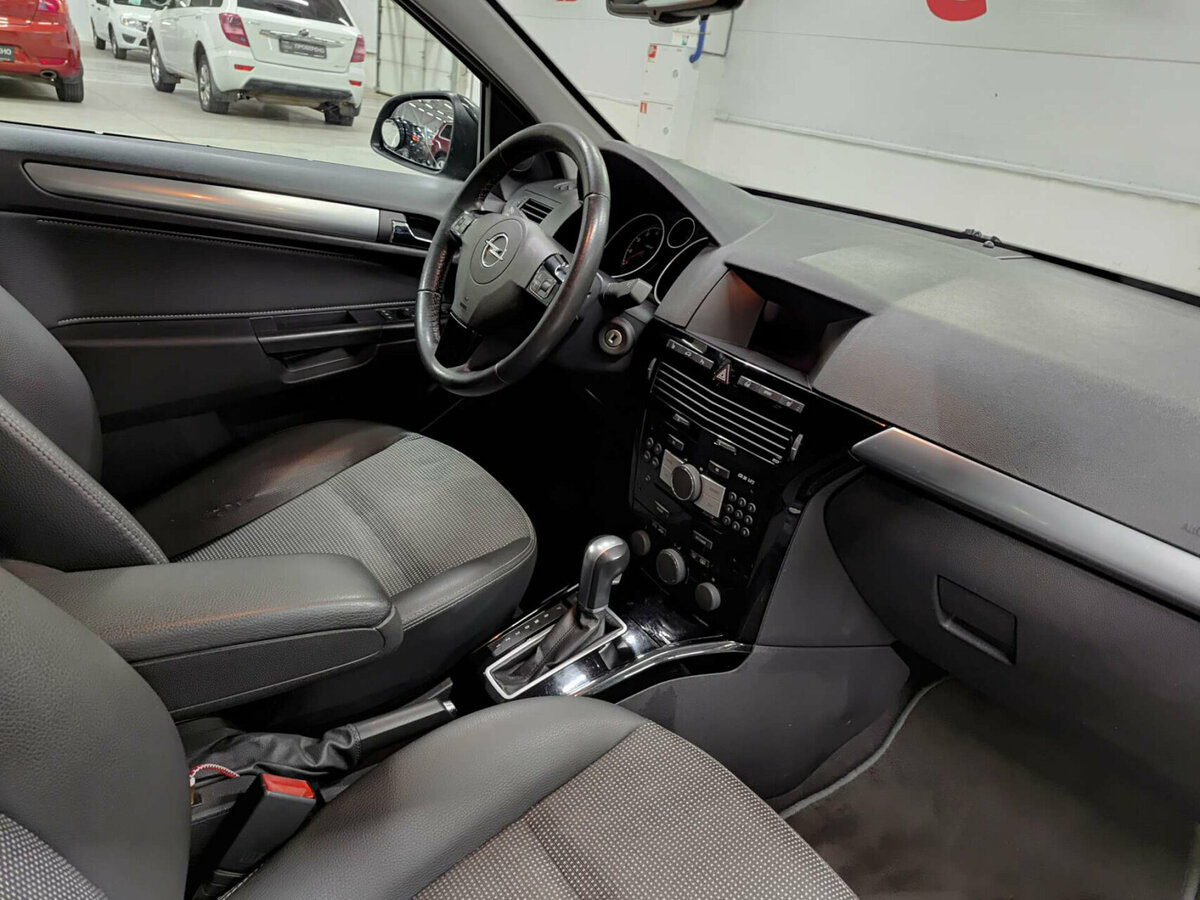 Купить Opel Astra H Рестайлинг, 2012, 176 000 км, фото №11